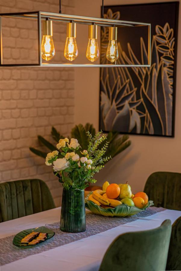 City Center De Lux Apartment Bar Kültér fotó